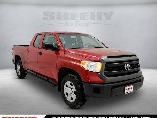 TOYOTA TUNDRA 2017 5TFUM5F14HX073099 image