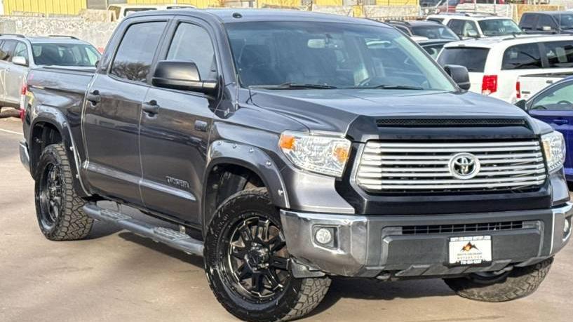 TOYOTA TUNDRA 2017 5TFDW5F18HX608462 image