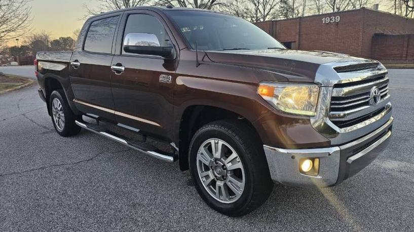 TOYOTA TUNDRA 2017 5TFAW5F15HX595074 image