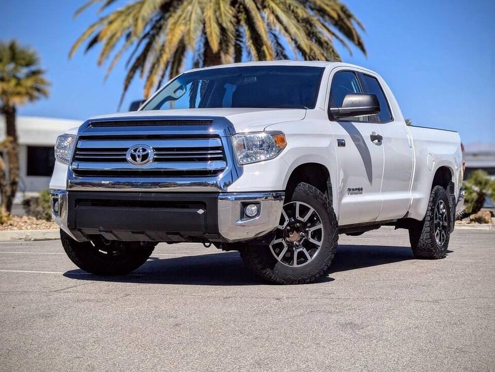 TOYOTA TUNDRA 2017 5TFRY5F17HX217657 image