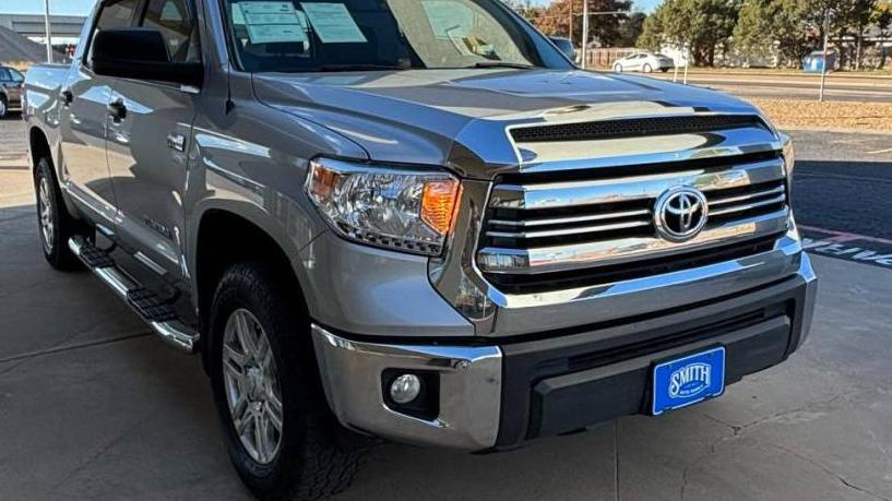 TOYOTA TUNDRA 2017 5TFDW5F11HX675081 image