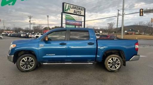 TOYOTA TUNDRA 2017 5TFDW5F19HX668797 image