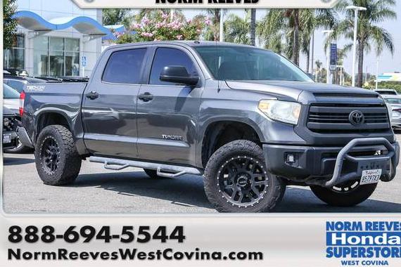TOYOTA TUNDRA 2017 5TFDY5F19HX676456 image