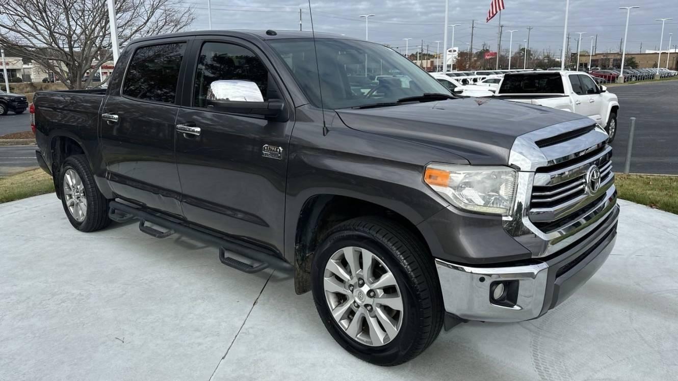 TOYOTA TUNDRA 2017 5TFAW5F16HX615378 image