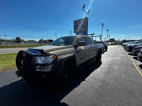 TOYOTA TUNDRA 2017 5TFBW5F1XHX668220 image TOYOTA TUNDRA 2017 5TFBW5F1XHX668220 image