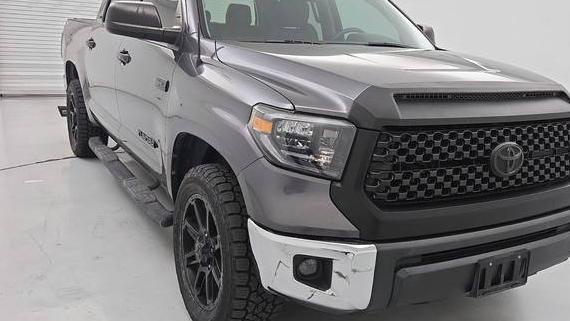 TOYOTA TUNDRA 2017 5TFEW5F12HX229008 image
