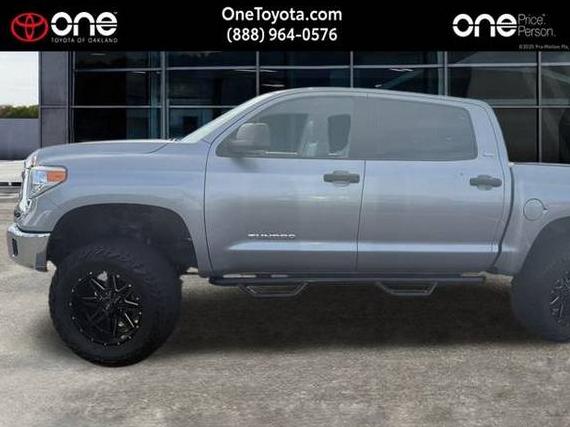 TOYOTA TUNDRA 2017 5TFEM5F15HX117521 image TOYOTA TUNDRA 2017 5TFEM5F15HX117521 image