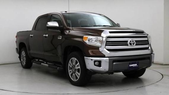 TOYOTA TUNDRA 2017 5TFAY5F12HX664572 image