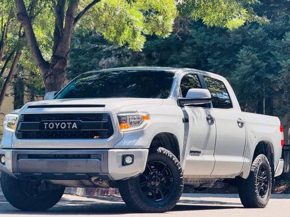 TOYOTA TUNDRA 2017 5TFDY5F12HX647395 image