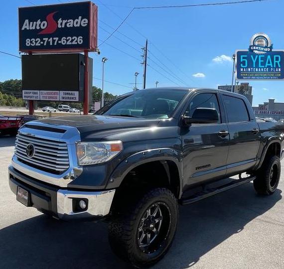 TOYOTA TUNDRA 2017 5TFDW5F16HX672144 image