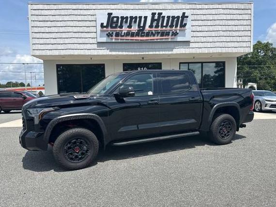 TOYOTA TUNDRA 2024 5TFPC5DBXRX082371 image