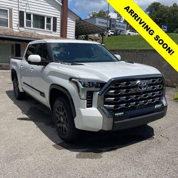 TOYOTA TUNDRA 2024 5TFNC5DB0RX049497 image