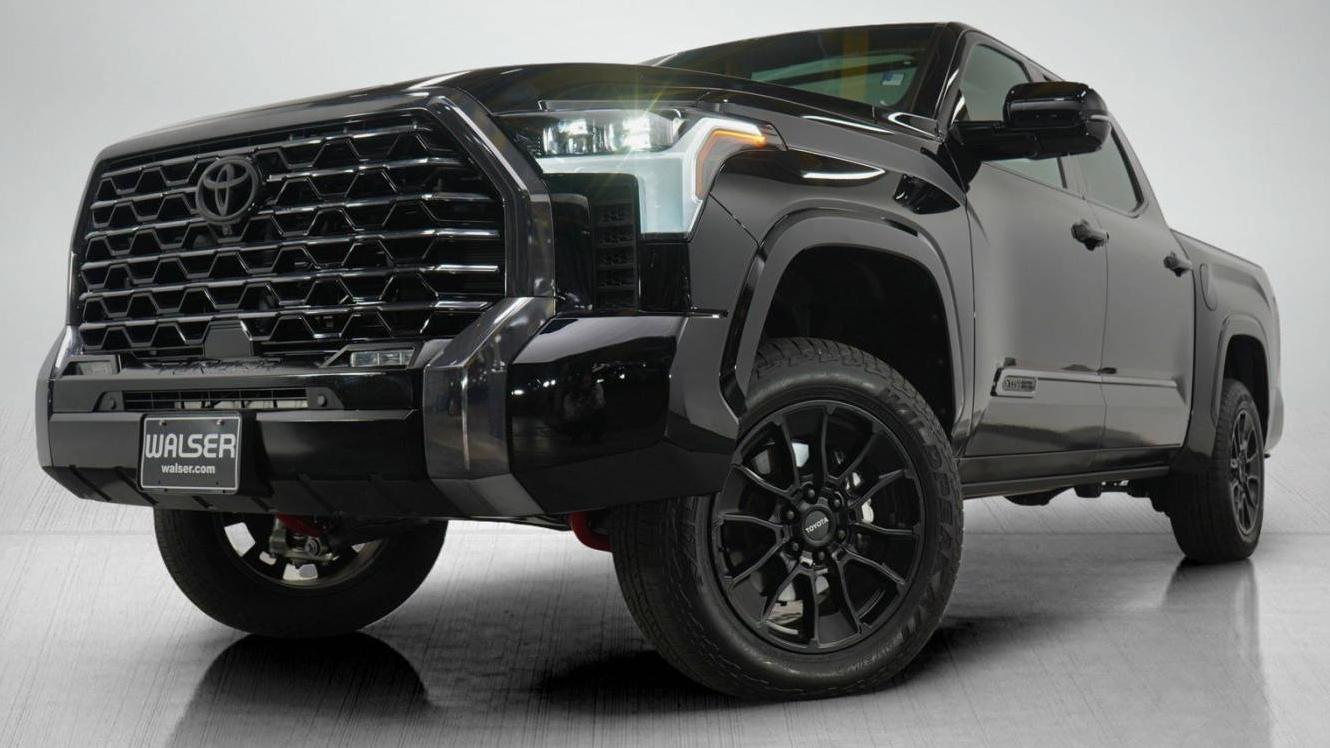 TOYOTA TUNDRA 2024 5TFWC5DB0RX075540 image