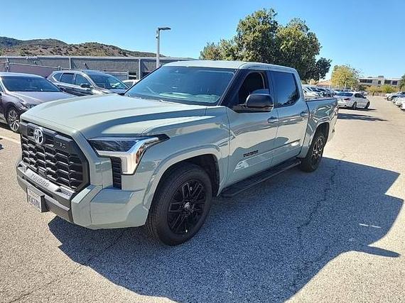 TOYOTA TUNDRA 2024 5TFLA5DB9RX233706 image