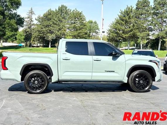 TOYOTA TUNDRA 2024 5TFWC5DB8RX048327 image