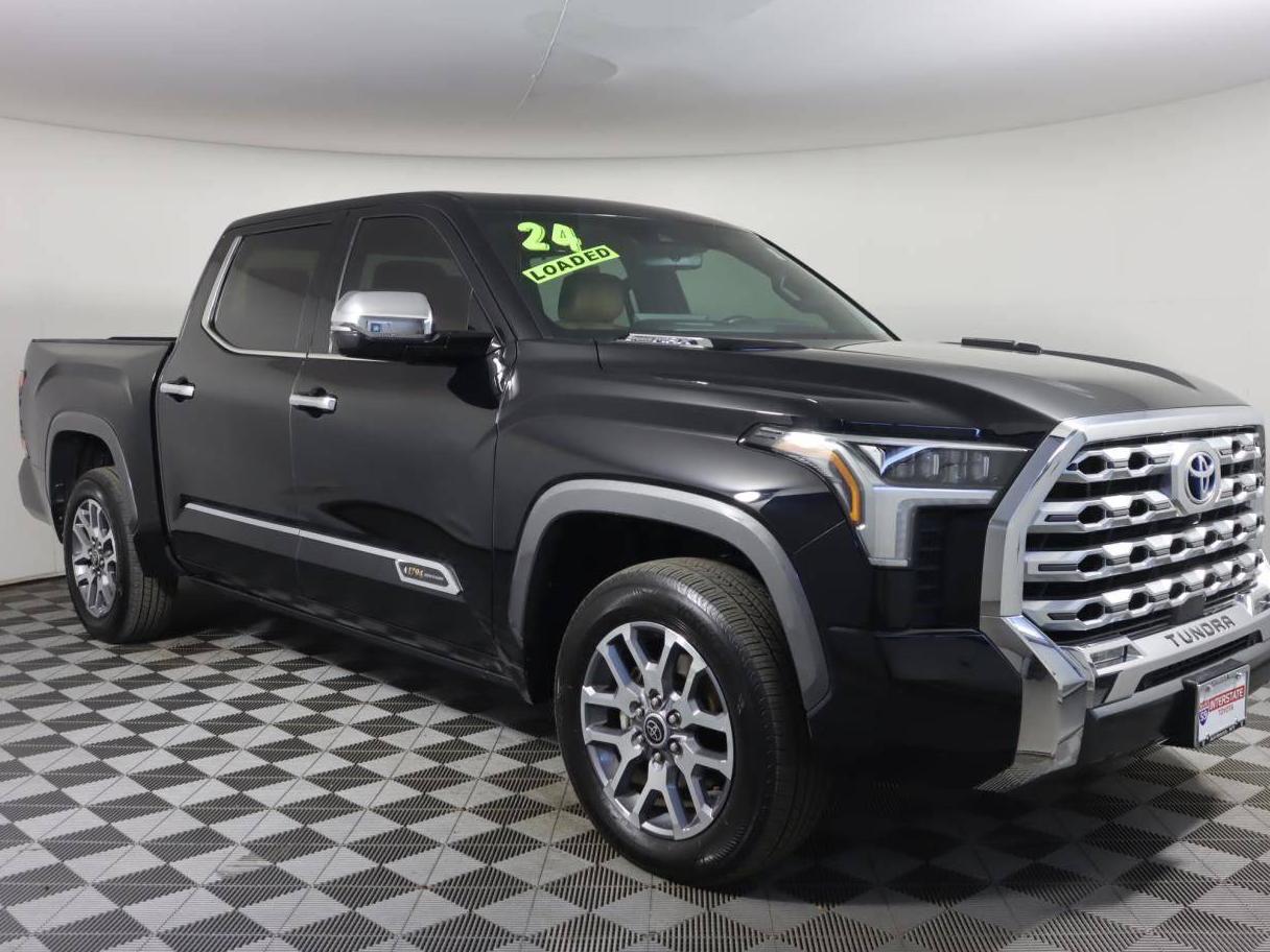 TOYOTA TUNDRA 2024 5TFMC5DB8RX058606 image