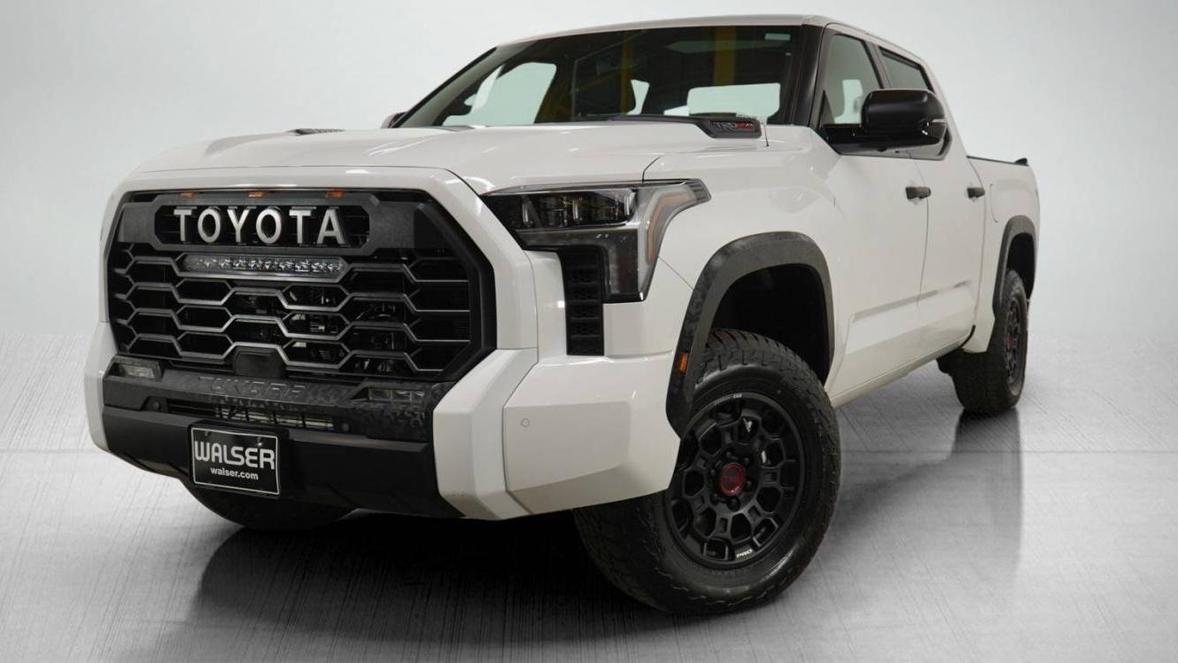 TOYOTA TUNDRA 2024 5TFPC5DB6RX083226 image