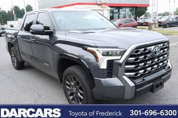 TOYOTA TUNDRA 2024 5TFNC5DB7RX058021 image