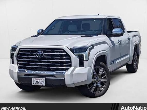 TOYOTA TUNDRA 2024 5TFVC5DB8RX044919 image