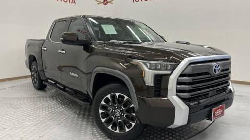 TOYOTA TUNDRA 2024 5TFJC5AB7RX003118 image