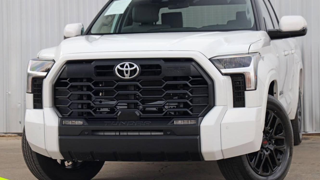 TOYOTA TUNDRA 2024 5TFLA5DB8RX196468 image