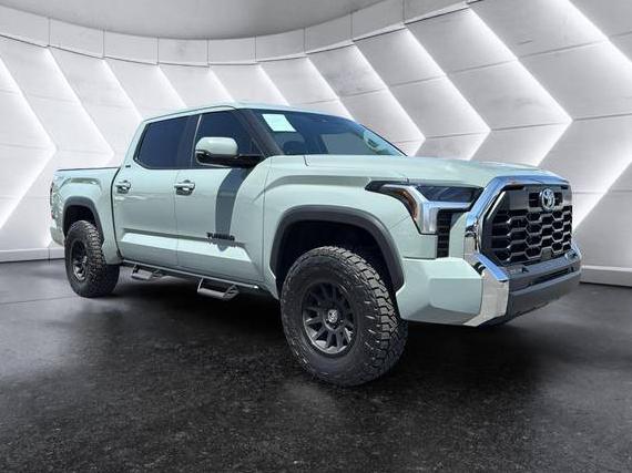 TOYOTA TUNDRA 2024 5TFLA5DB5RX211055 image