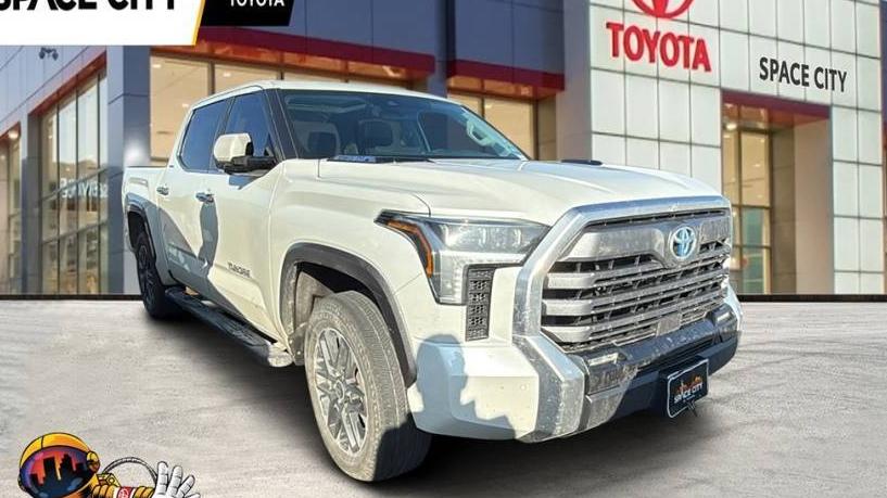 TOYOTA TUNDRA 2024 5TFJC5DB5RX041989 image