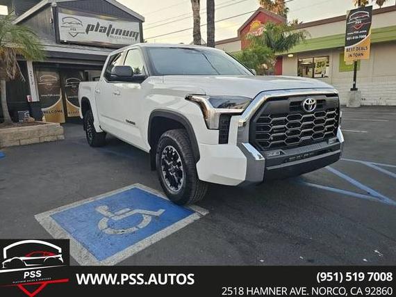 TOYOTA TUNDRA 2024 5TFLA5DB8RX215861 image