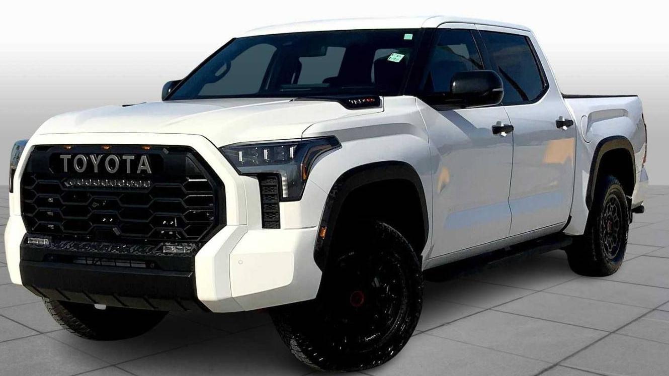 TOYOTA TUNDRA 2024 5TFPC5DBXRX057549 image