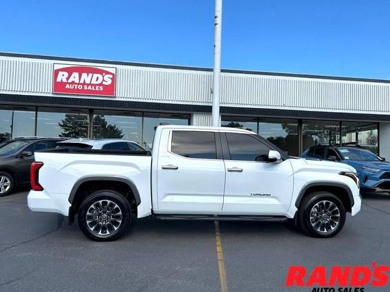 TOYOTA TUNDRA 2024 5TFJC5DB4RX062476 image