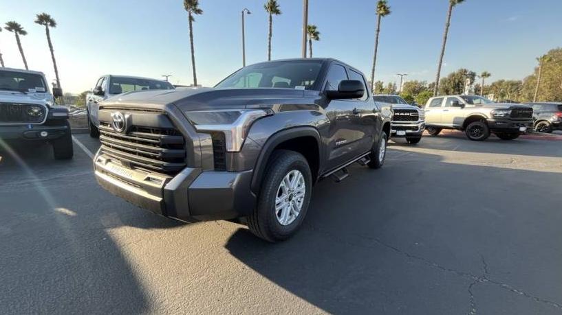 TOYOTA TUNDRA 2024 5TFLA5DB8RX225130 image