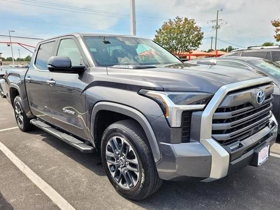 TOYOTA TUNDRA 2024 5TFJC5DB6RX081384 image