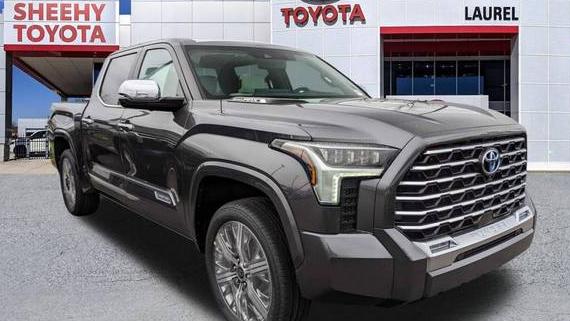 TOYOTA TUNDRA 2024 5TFVC5DB1RX068687 image