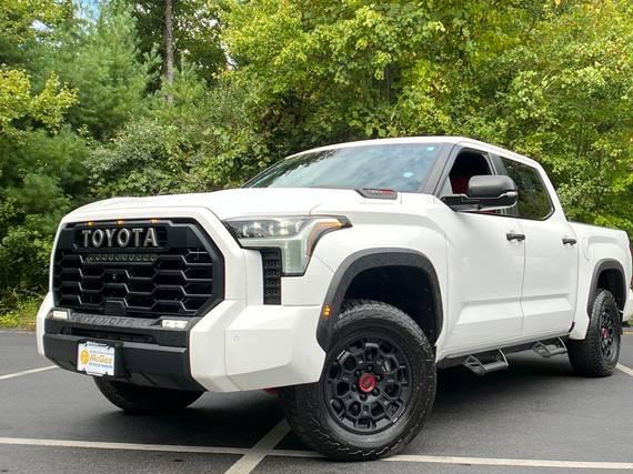 TOYOTA TUNDRA 2024 5TFPC5DB2RX045752 image