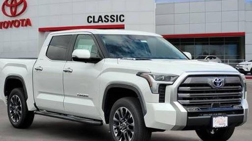 TOYOTA TUNDRA 2024 5TFJC5DB2RX045630 image