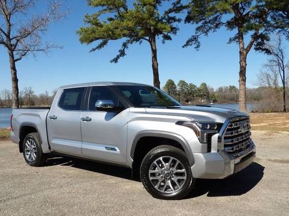 TOYOTA TUNDRA 2024 5TFMA5DB4RX210855 image