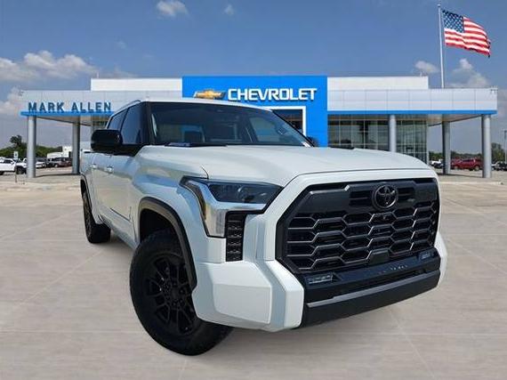 TOYOTA TUNDRA 2024 5TFWC5DB4RX080286 image