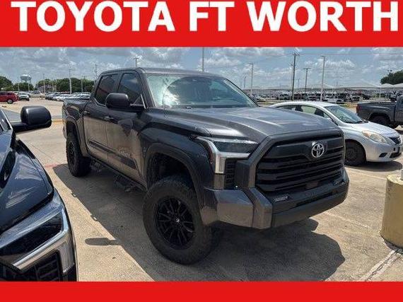 TOYOTA TUNDRA 2024 5TFLA5DB0RX150570 image