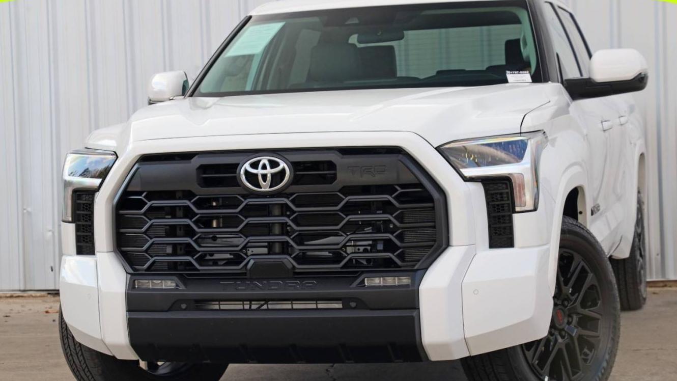 TOYOTA TUNDRA 2024 5TFLA5DBXRX201797 image