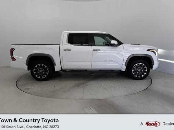 TOYOTA TUNDRA 2024 5TFJC5DBXRX074213 image