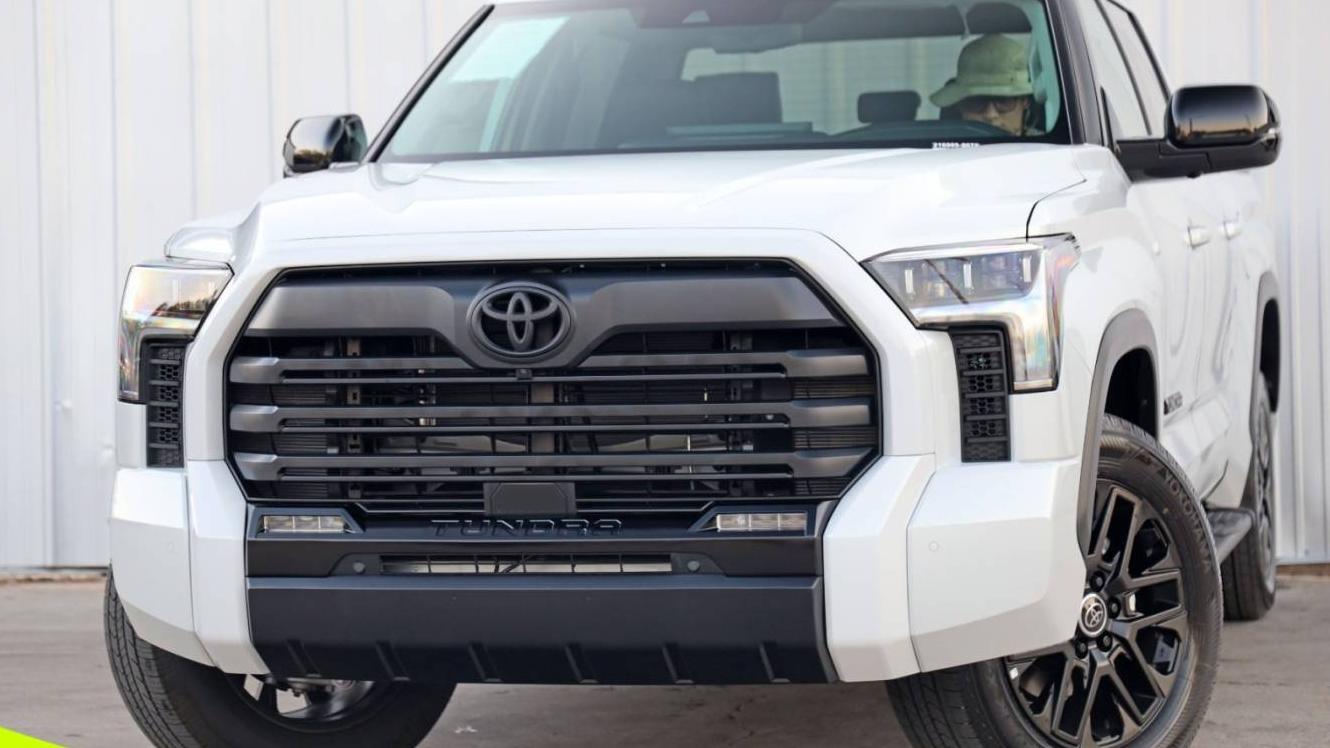 TOYOTA TUNDRA 2024 5TFWA5DB1RX216069 image