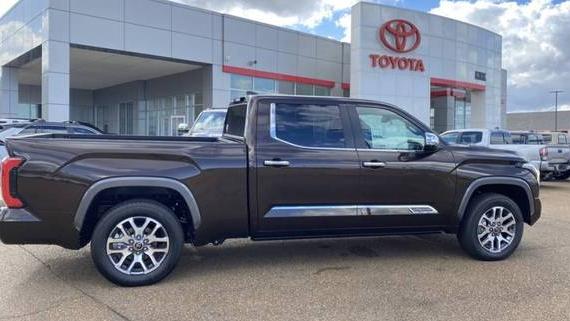 TOYOTA TUNDRA 2024 5TFMC5EC9RX005257 image