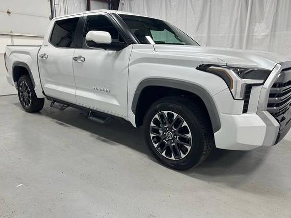 TOYOTA TUNDRA 2024 5TFJA5DB6RX180468 image