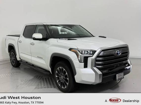 TOYOTA TUNDRA 2024 5TFJC5DB0RX053516 image