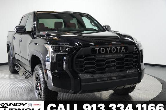TOYOTA TUNDRA 2024 5TFPC5DB5RX070550 image
