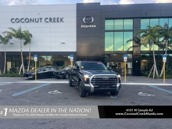 TOYOTA TUNDRA 2024 5TFJA5DB0RX237330 image