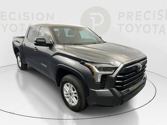 TOYOTA TUNDRA 2024 5TFLA5DB8RX236080 image