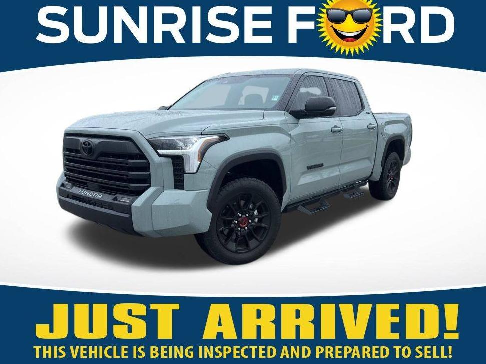 TOYOTA TUNDRA 2024 5TFLA5DB8RX197233 image