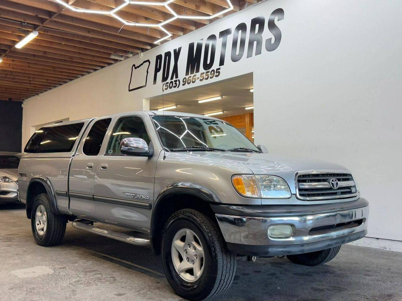 TOYOTA TUNDRA 2002 5TBBT441X2S313088 image