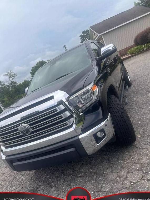 TOYOTA TUNDRA 2020 5TFHY5F18LX900200 image